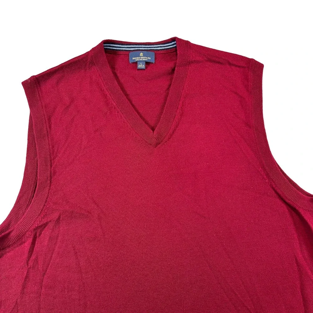 Brooks Brothers Sweater Vest Mens L Burgundy Extra Fine Merino Wool V-Neck